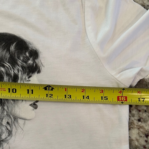 Taylor Swift Reputation Tee Concert Merchandise Size XS - Picture 5 of 7